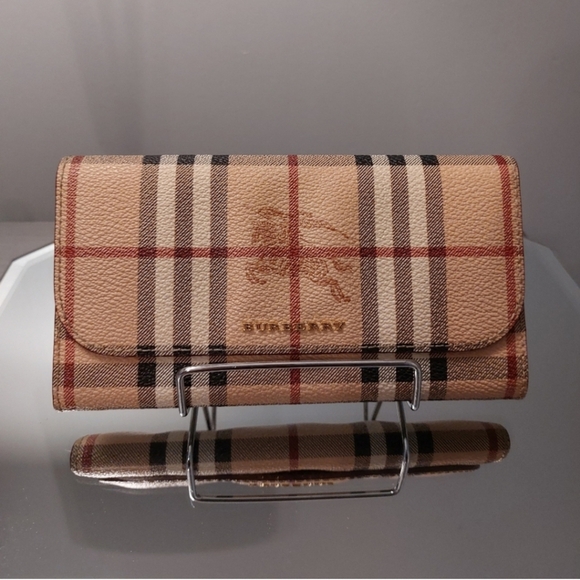 Burberry Haymarket Check wallet - Picture 1 of 16